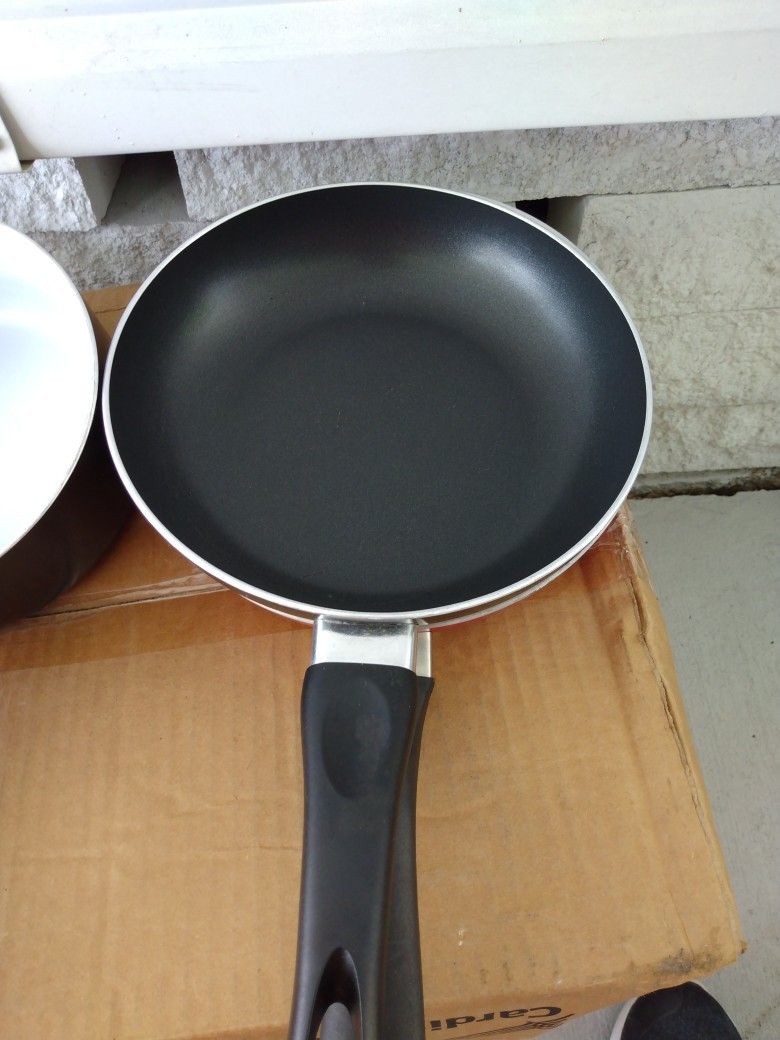 Variety Of Different Size Pans