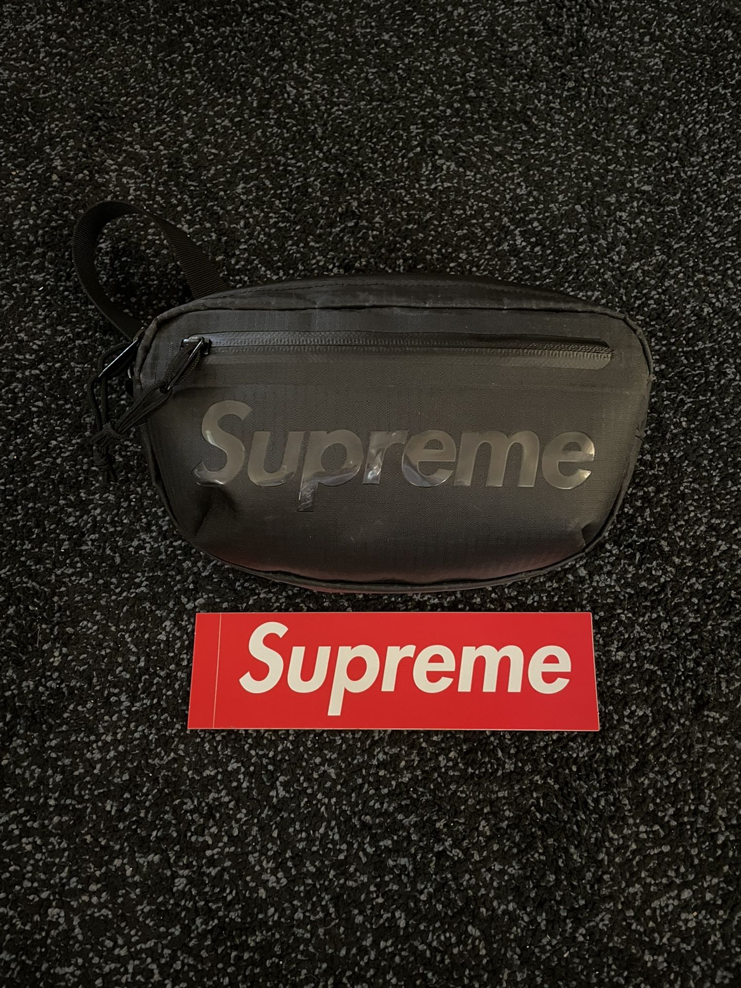Supreme Waist Bag (SS21)