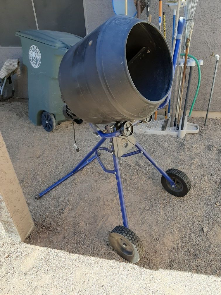 Kobalt Cement Mixer 4cu ft 5HP for Sale in El Mirage, AZ OfferUp