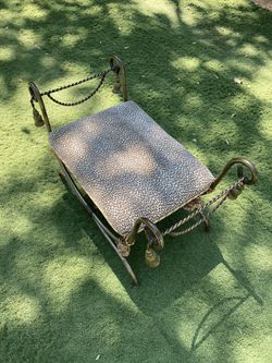 Small Metal Rest Chair Fancy Thumbnail