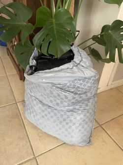 Bags Of Womens Clothes/Shoes  Name Brands, Zara, Patagonia, Adidas, Some New With Tag Thumbnail