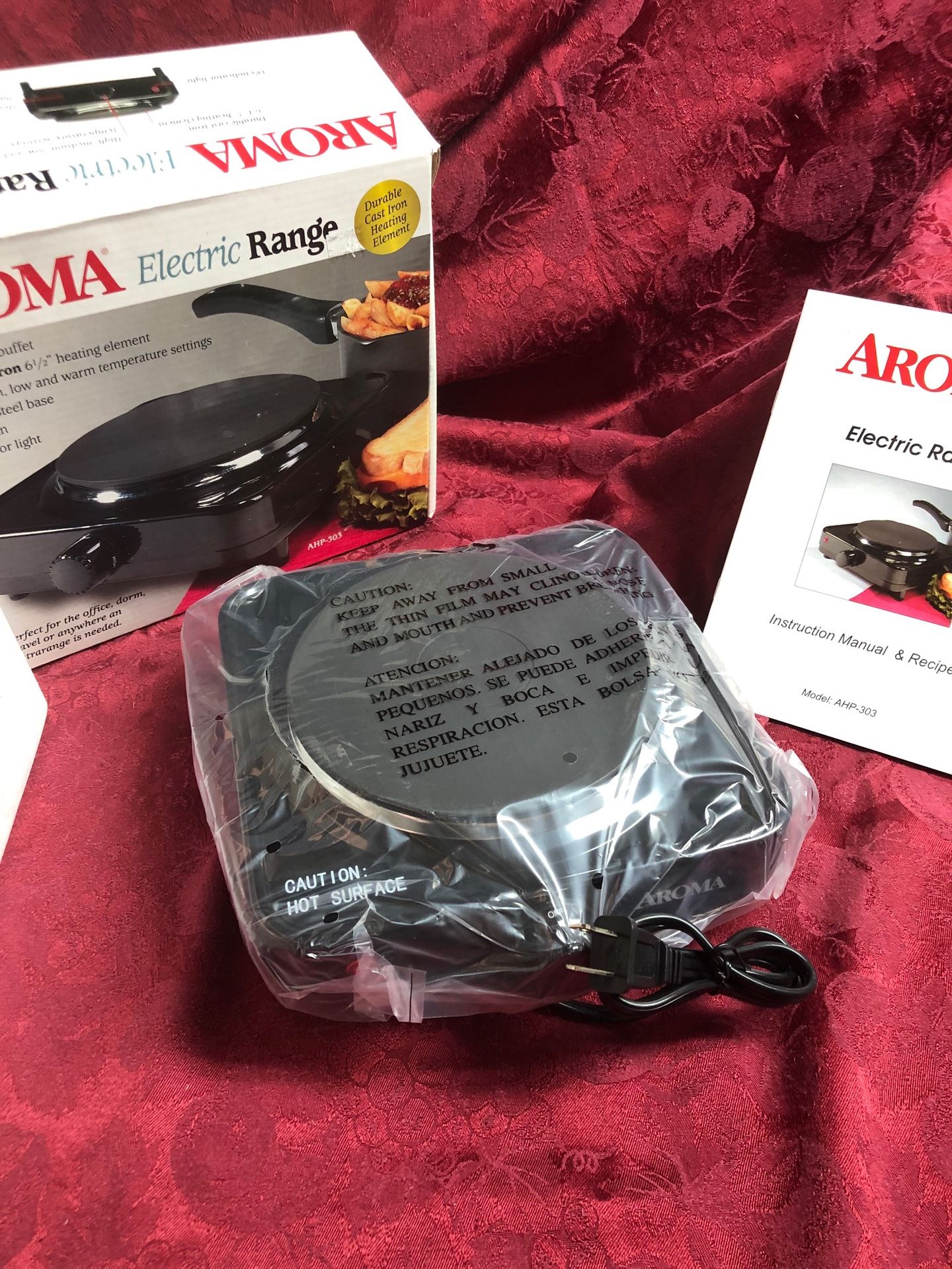 Kitchen Package – Oster Blender / Aroma Electric Range - Hot Plate / Toastmaster 1119 Coffee Grinder