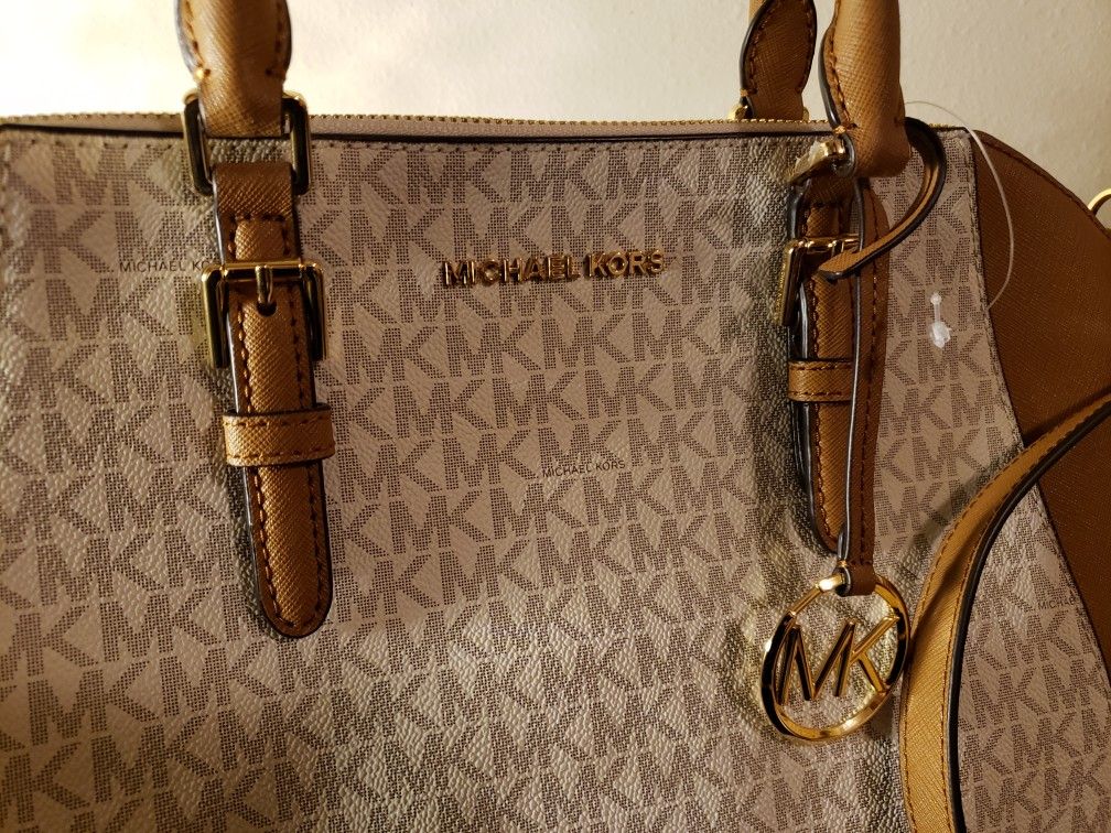 Michael Kors Ciara Large Satchel Handbag/Shoulderbag