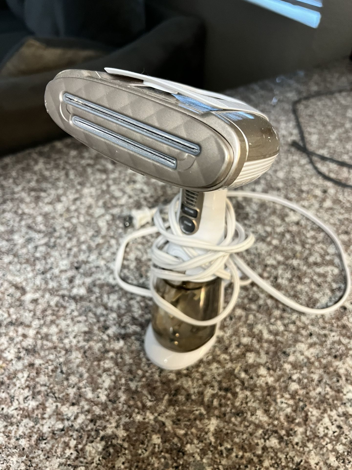 Clothes Steamer