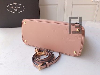 Prada Galleria Pink Bag 31x22x13cm