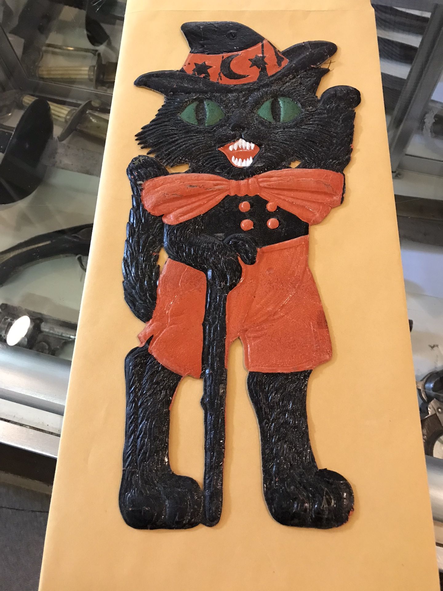 Vintage Halloween Die-Cut