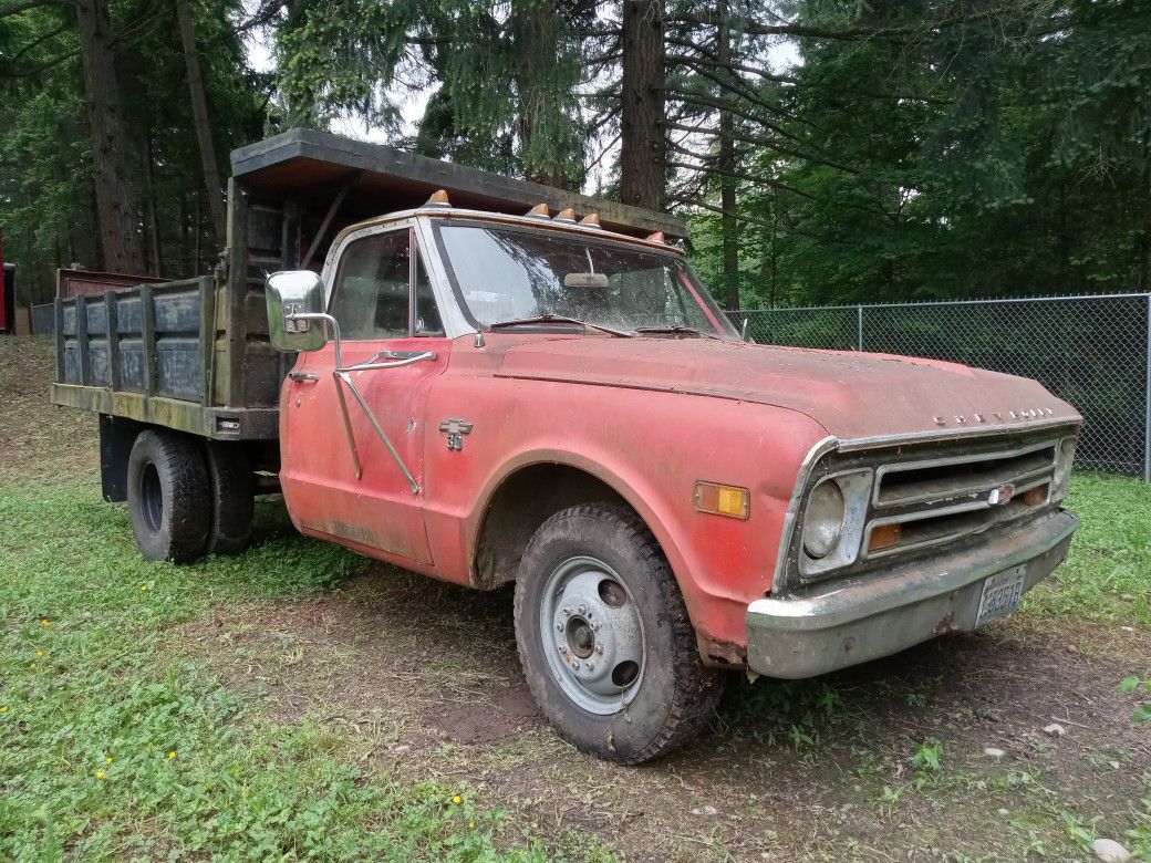 Chevrolet Dump Truck C3500 