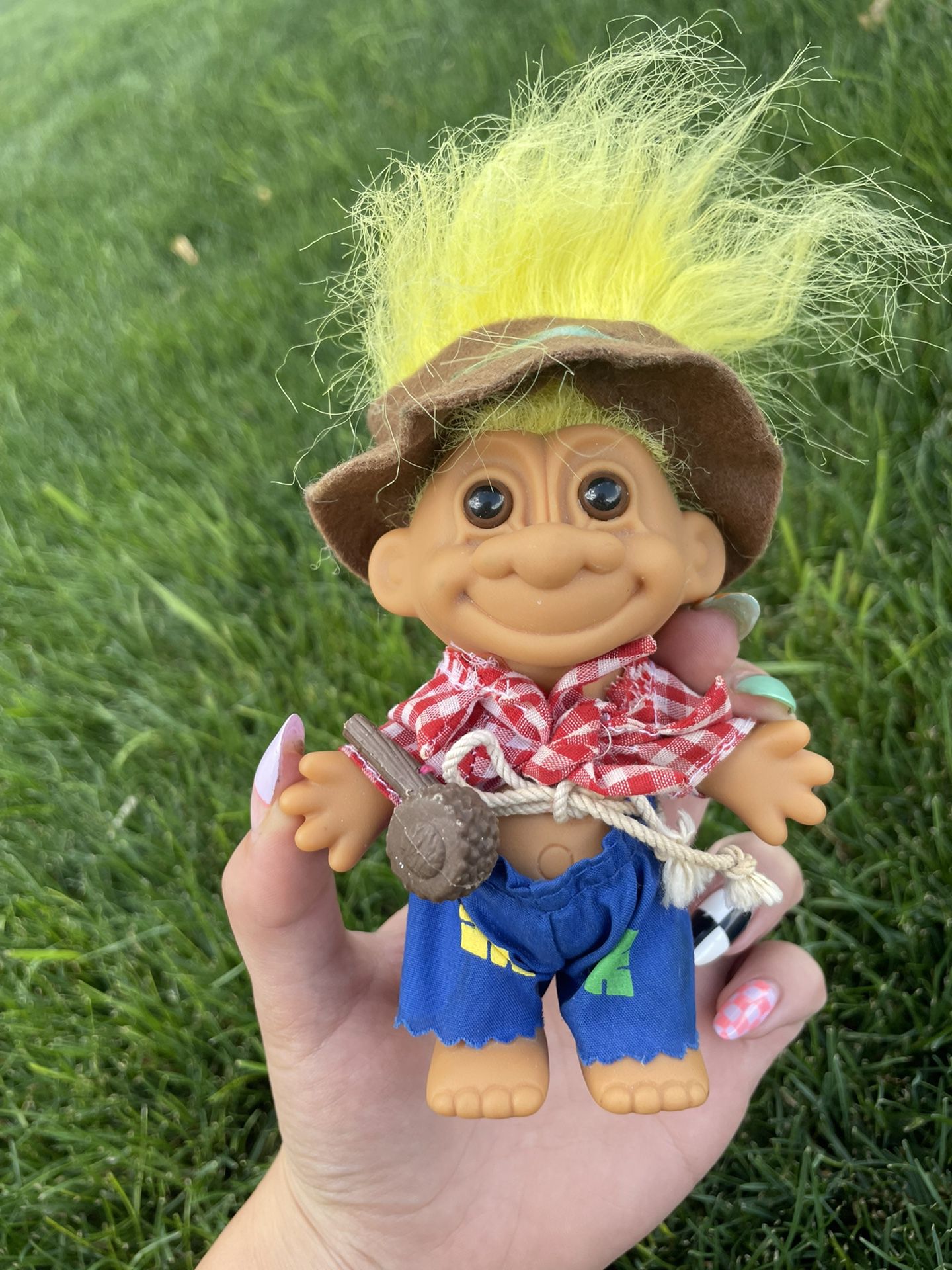 VTG 80's Russ 5" Hillbilly Troll w/Yellow Hair Rope & Pipe Hat Collectible