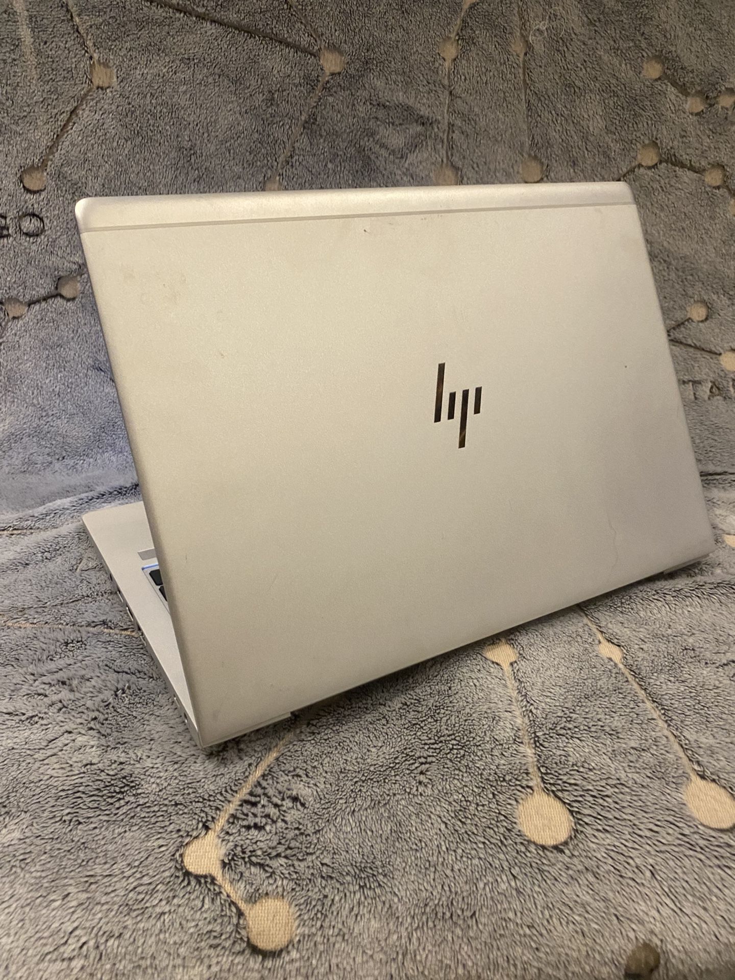 Hp Elitebook 840 G5 Laptop $375