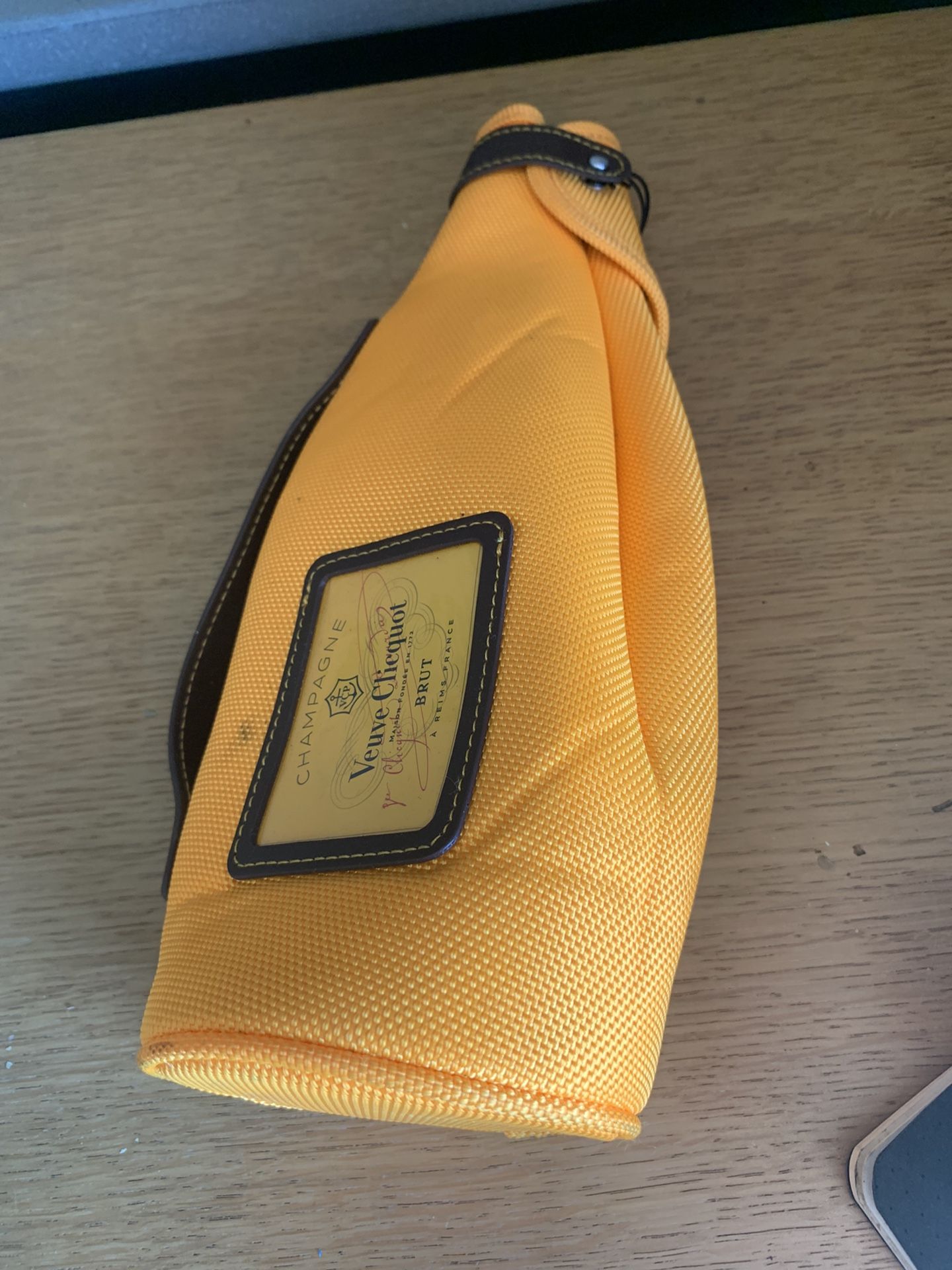 Champagne Koozi