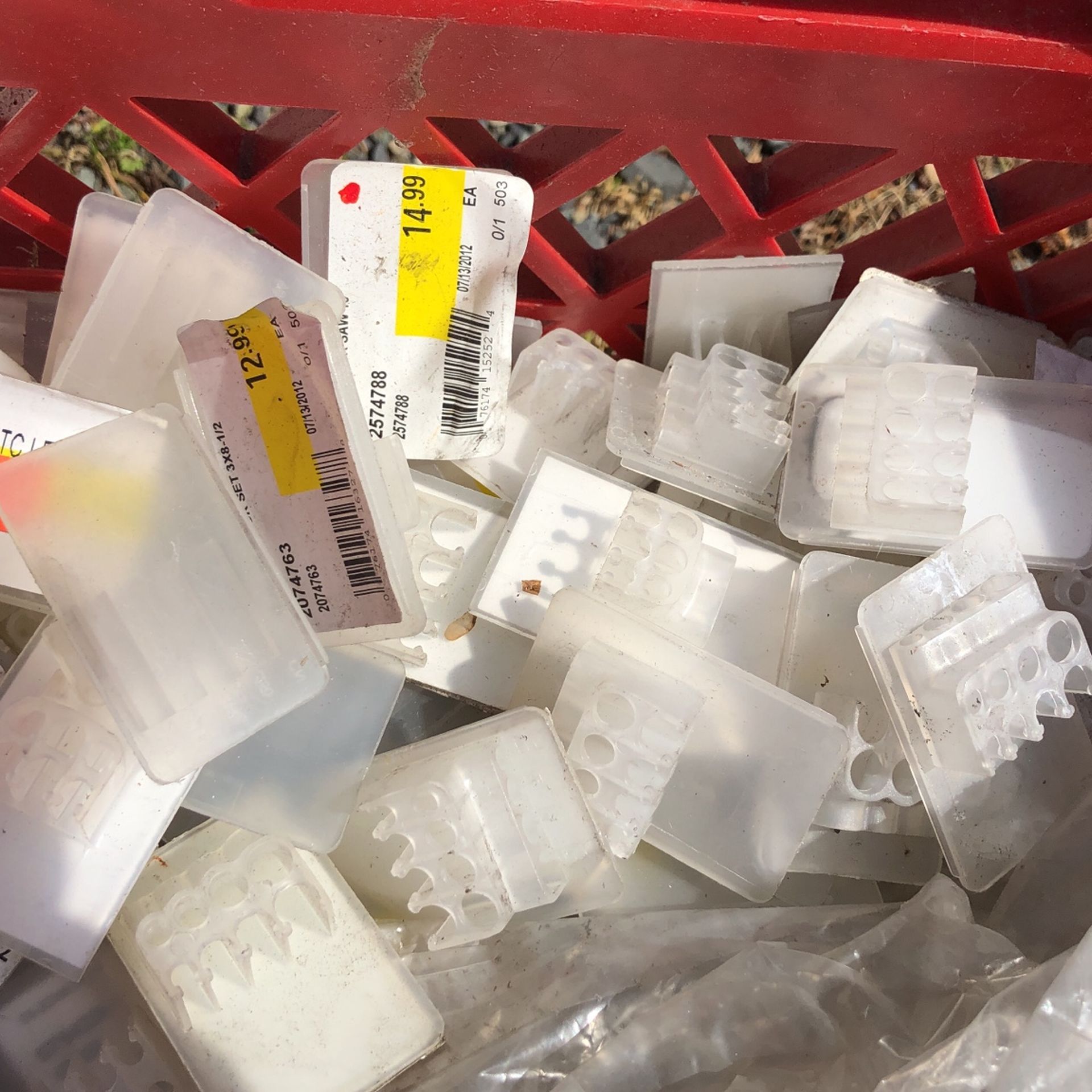 Display price hangers Hooks, Shelving, pegboard Metal equipment holder bracket