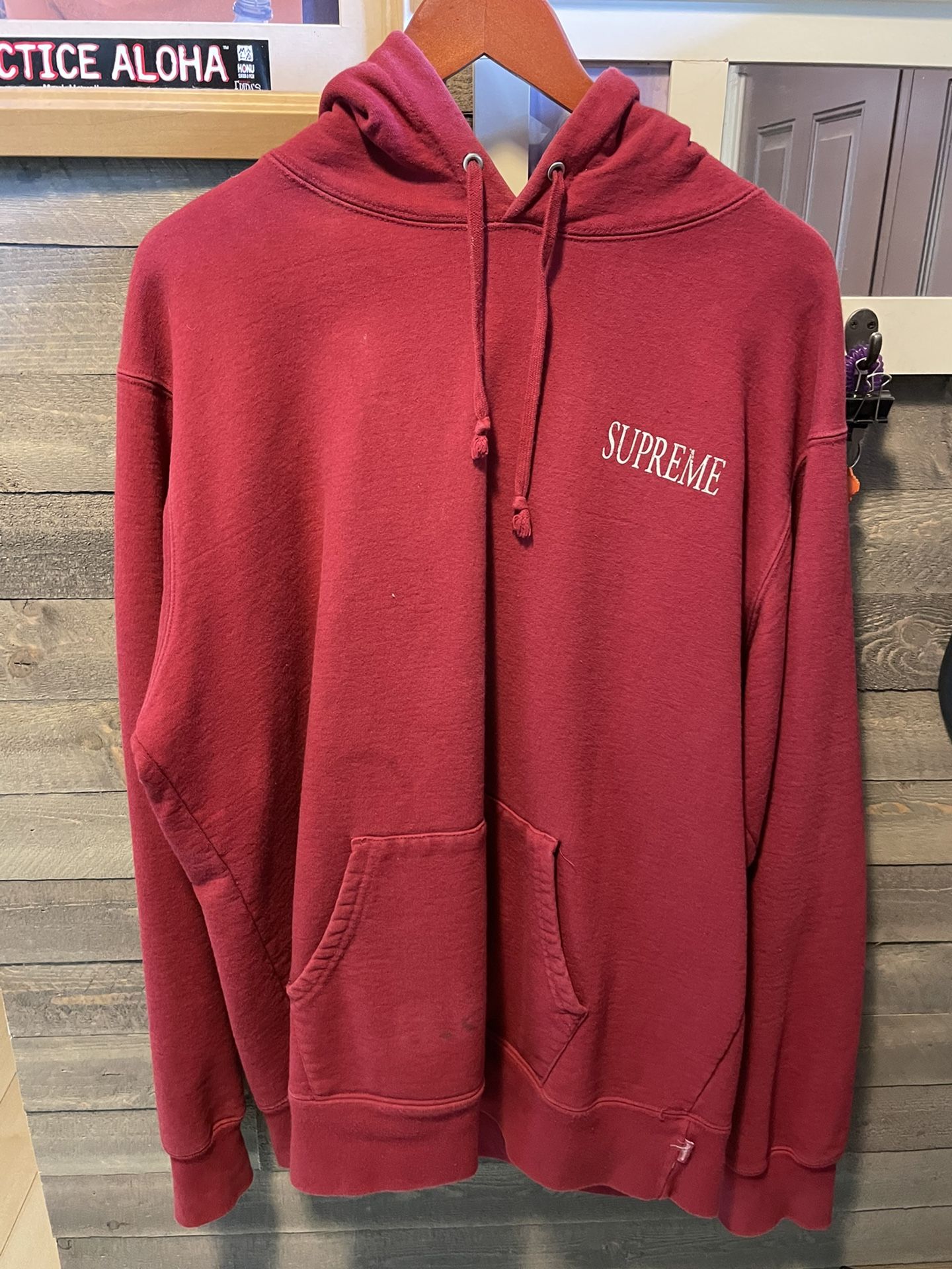 Supreme Hoodie