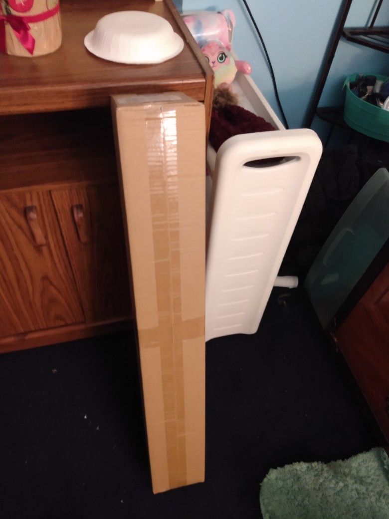 Polk Bluetooth Sound bar Brand New In The Box