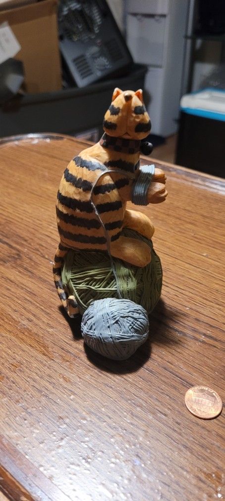 Cat Figure