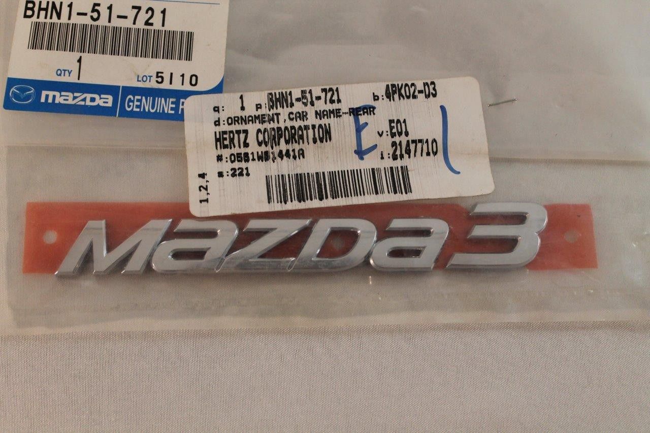 Mazda 3 New OEM rear MAZDA3 chrome emblem BHN1-51-721

Logo