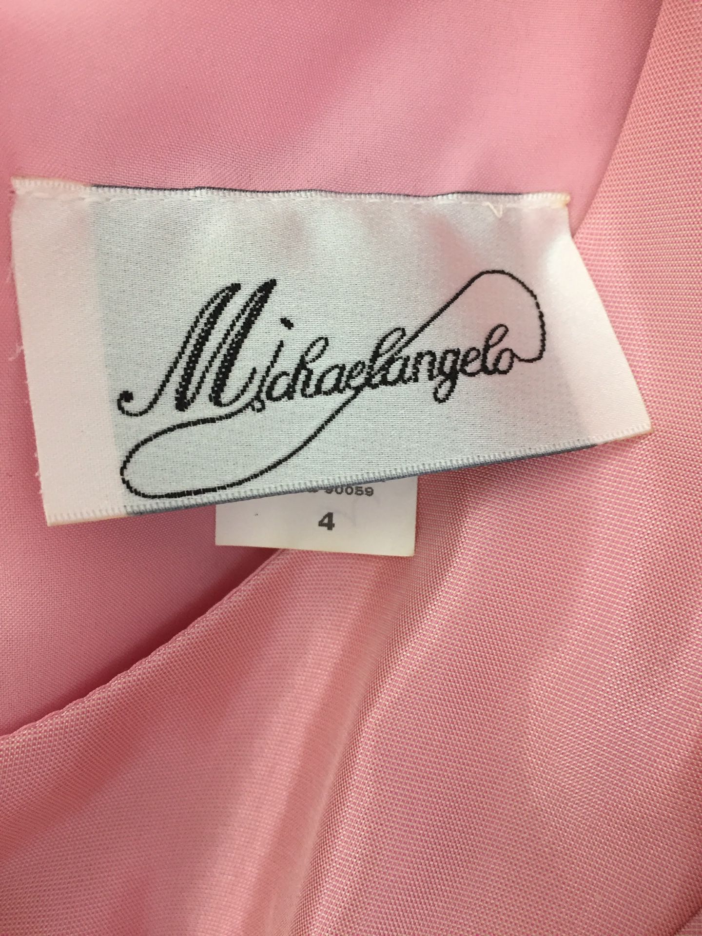 Formal Full length gown, shawl, and matching shoes. See all pictures. Gown Size 4