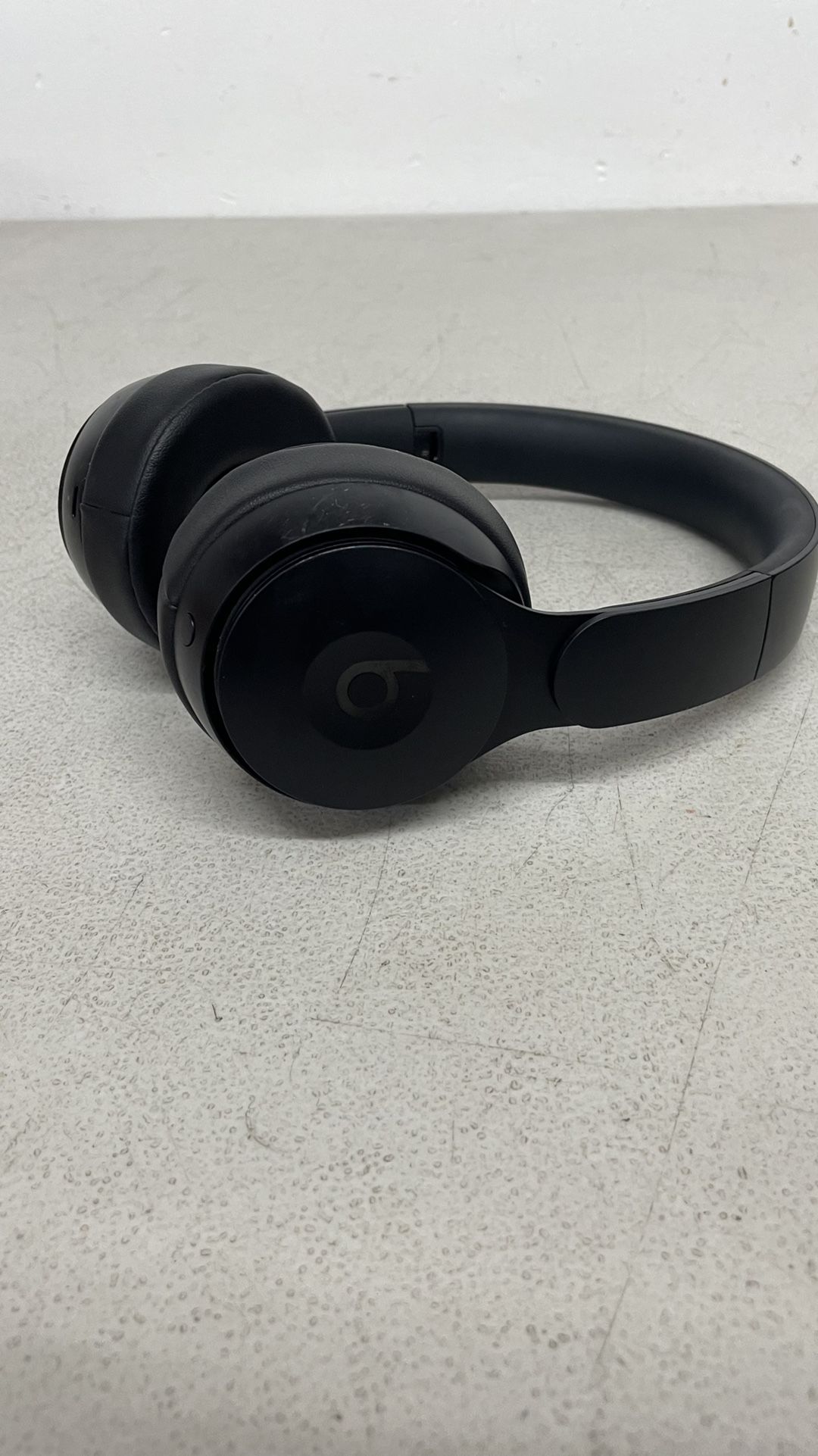 Beats Solo Pro $100