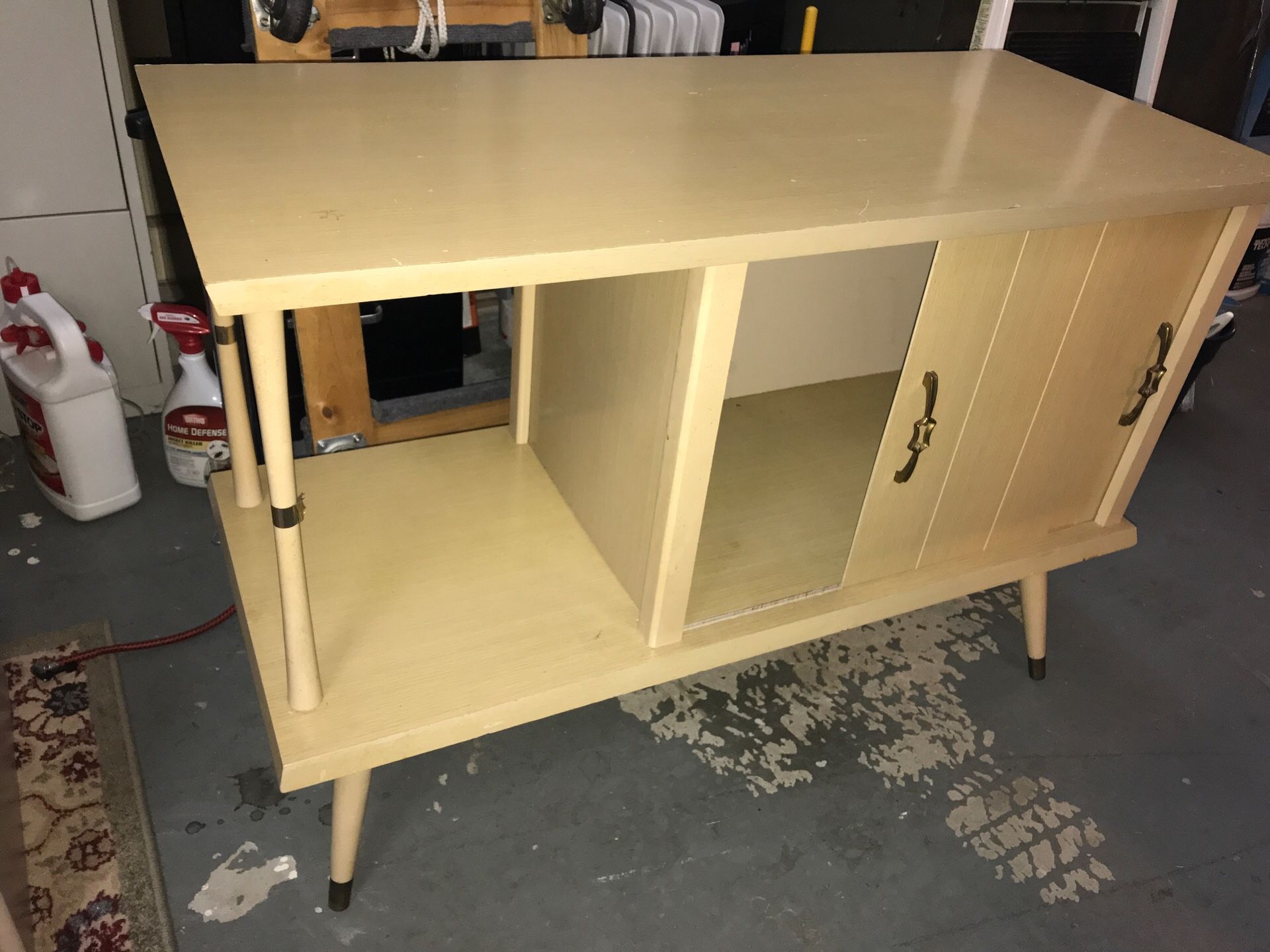 Formica top table