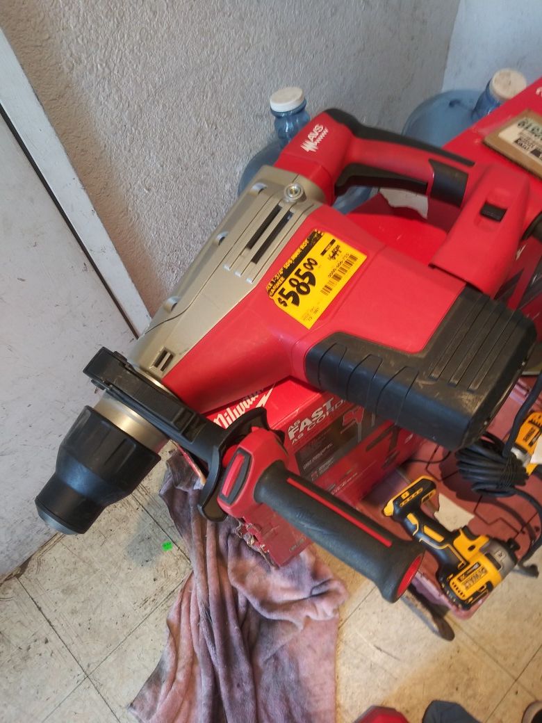 MILWAUKEE 542621 SDS MAX ROTARY HAMMER 1 3/4" AVS 14AMPS EXCELLENT