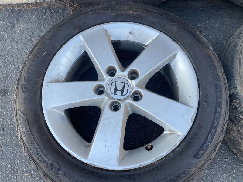 Honda 16 inch aluminum wheels. Fits Honda and Acura 5 on 4.5 - T02391