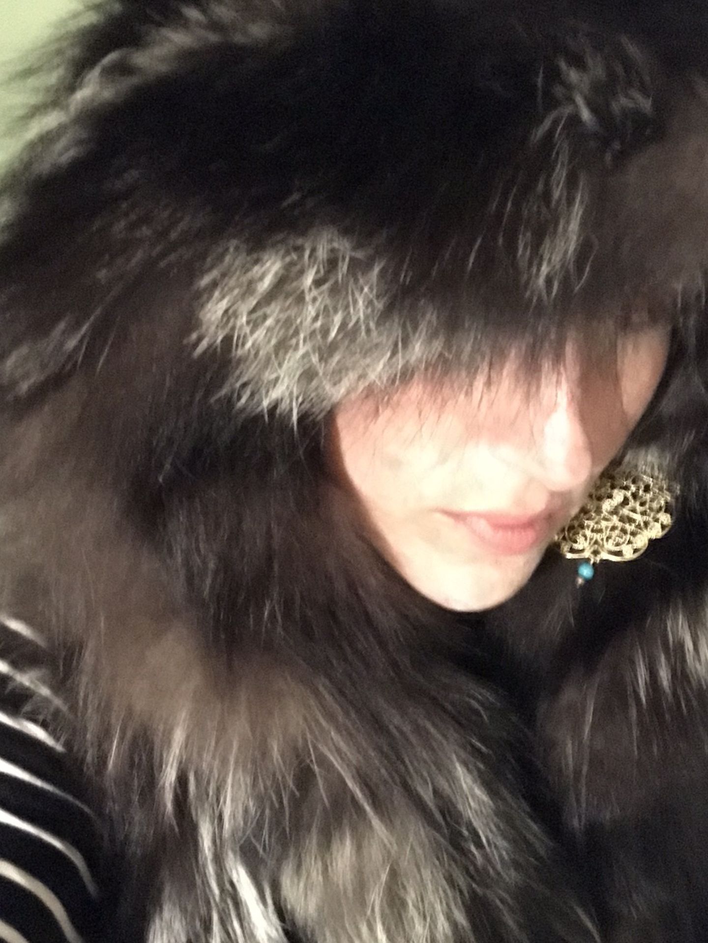 Winter Is Coming! $200 Obo Overland Fur Hoodie Vest Black/Silver Womans M