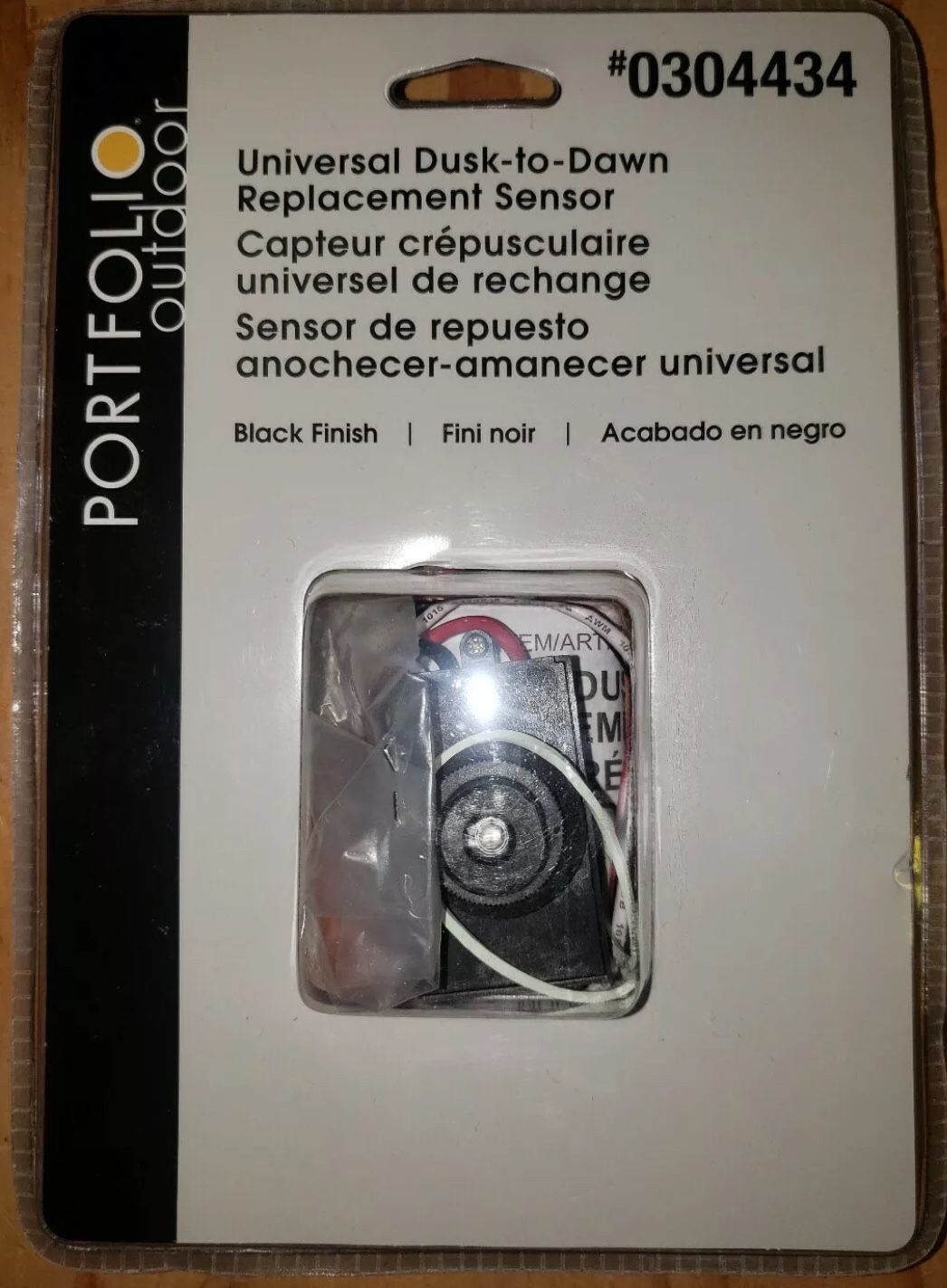 Portfolio Universal Dusk To Dawn Replacement Sensor #0304434 