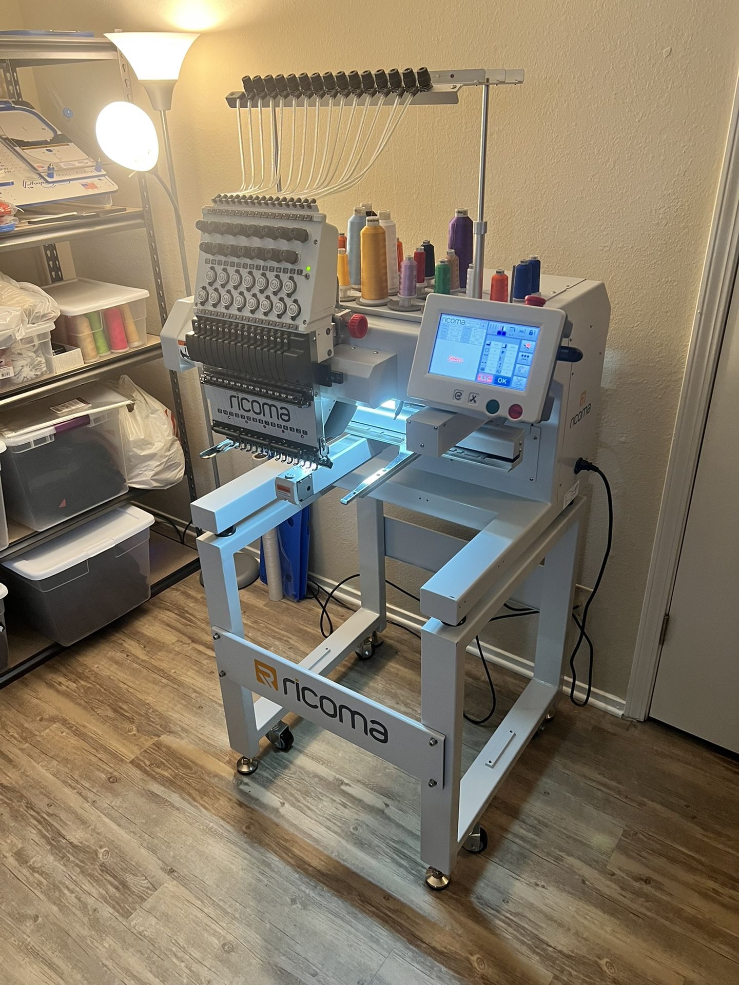 MT1501, Single head, 15 Needle Commercial Embroidery Machine