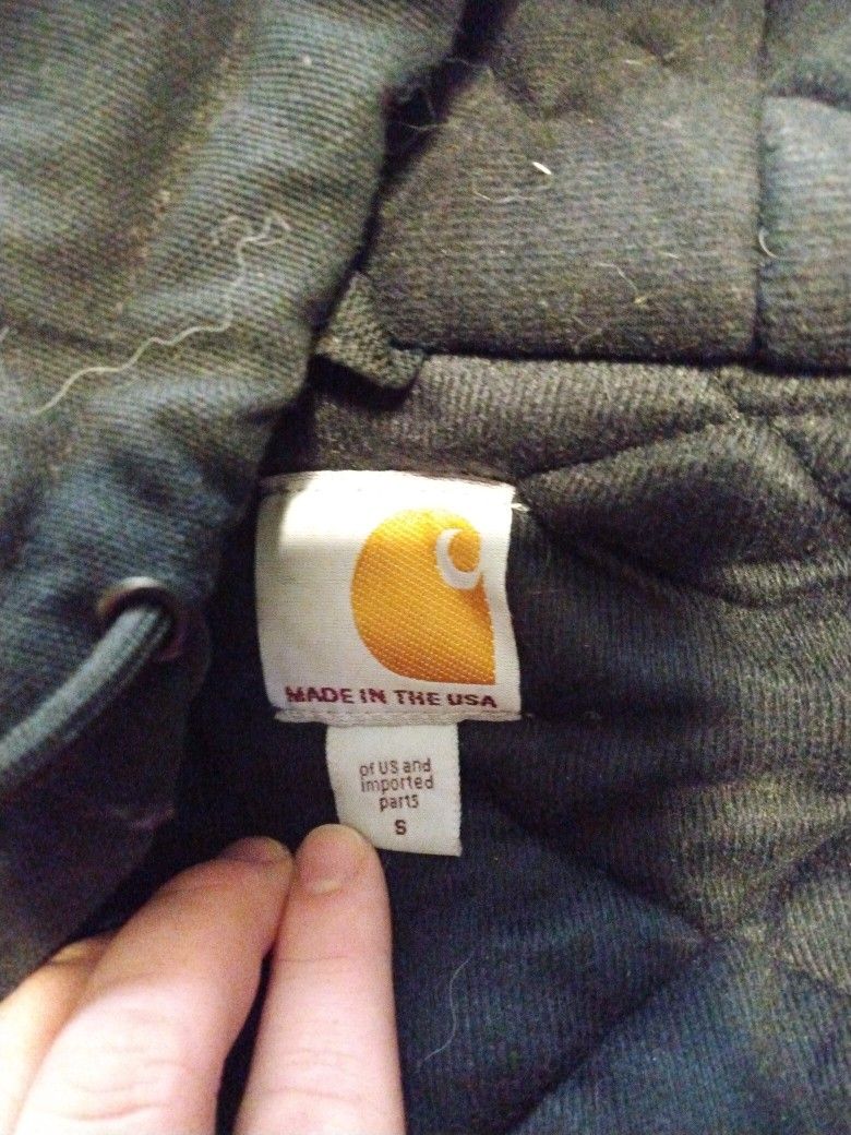 Small Men's Carhartt Jacket