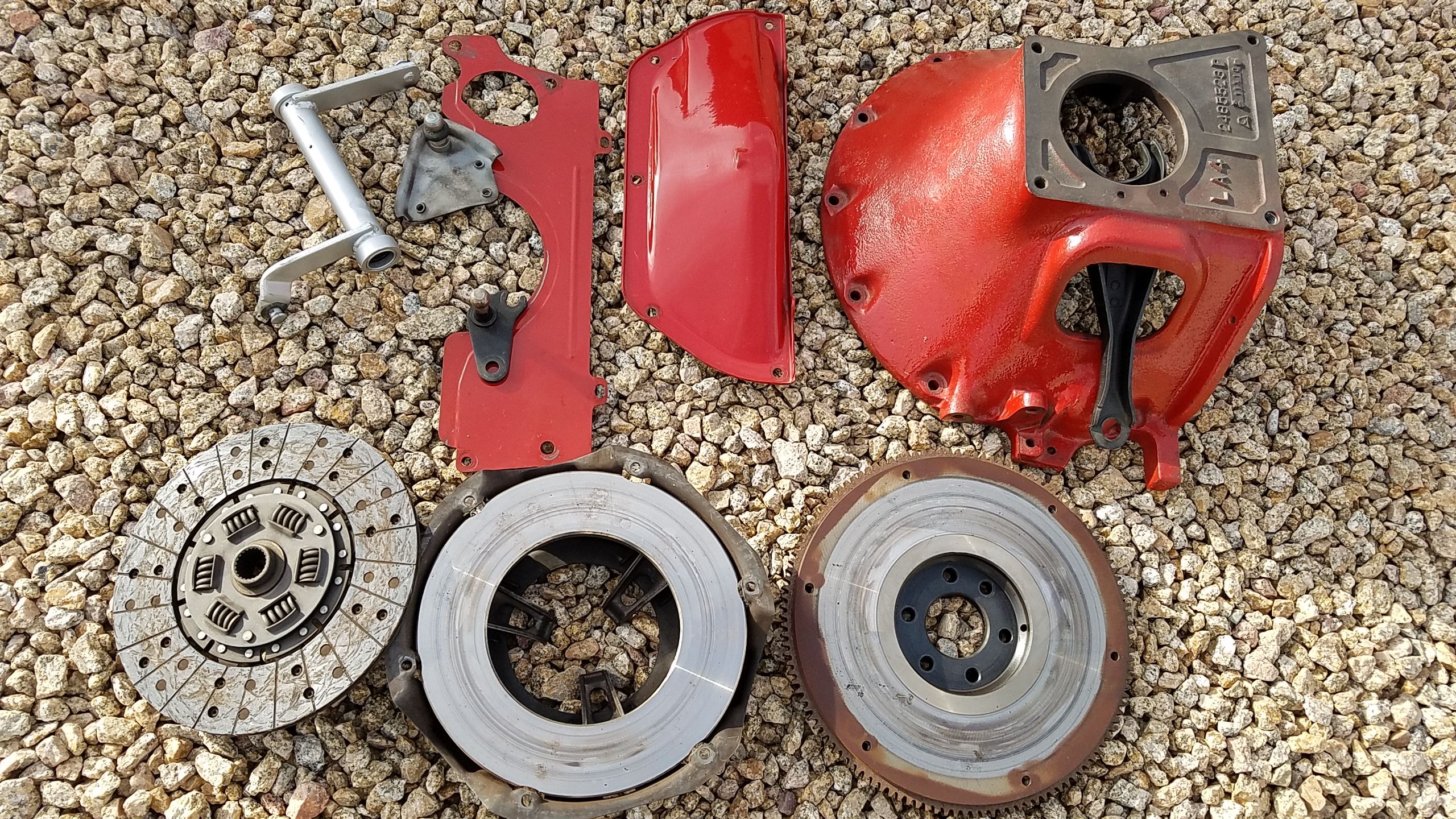 196466 Mopar Abody 273 Commando 4 speed Bell housing assembly w/ Re