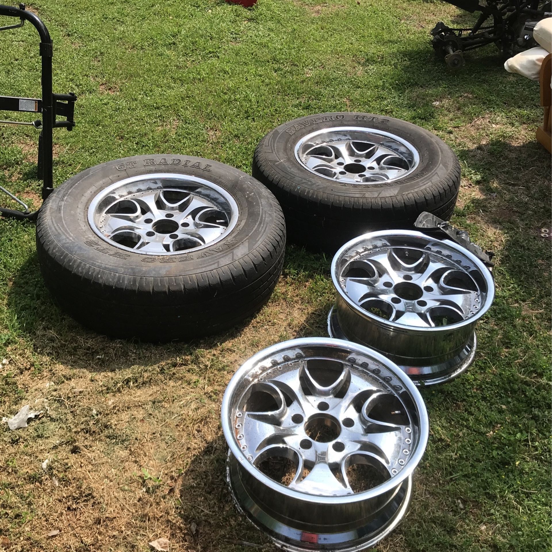 Auto Wheels With 2 Tires