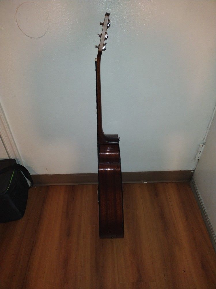 2002 Alvarez RD8C Acoustic Guitar with cut way