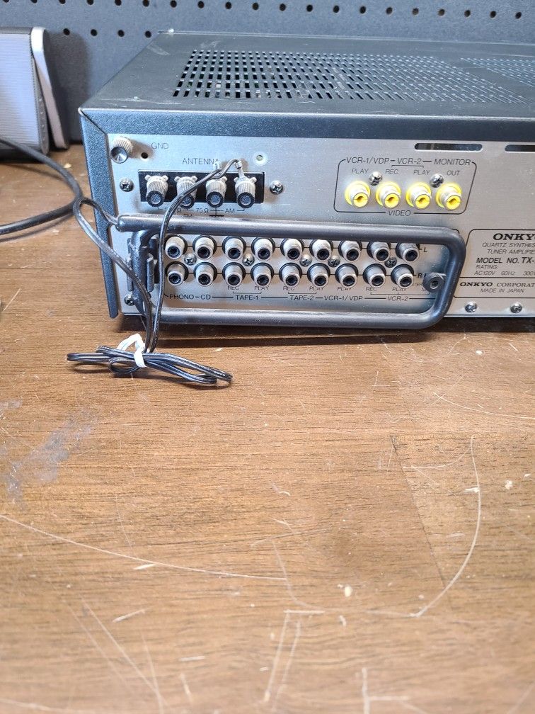 Vintage Onkyo TX-28 Quartz Synthesized Tuner Amplifier Receiver