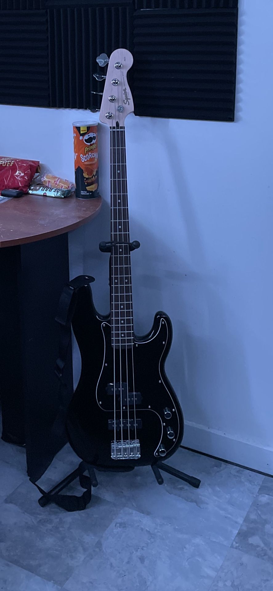 Fender Bass Guitar With Amp