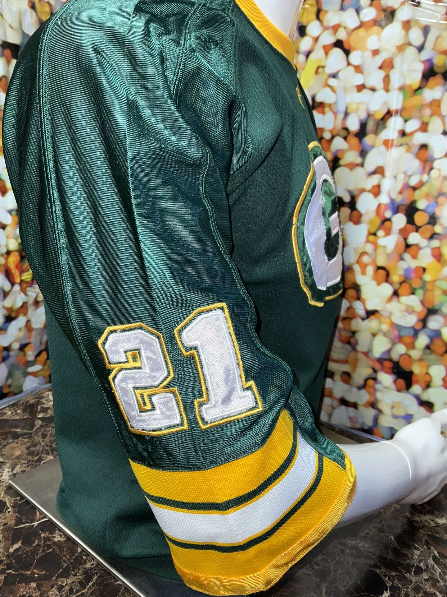 Green Bay Packers Jersey Womens sz 20 XL. No apparent rips, tears or stains Please see photos