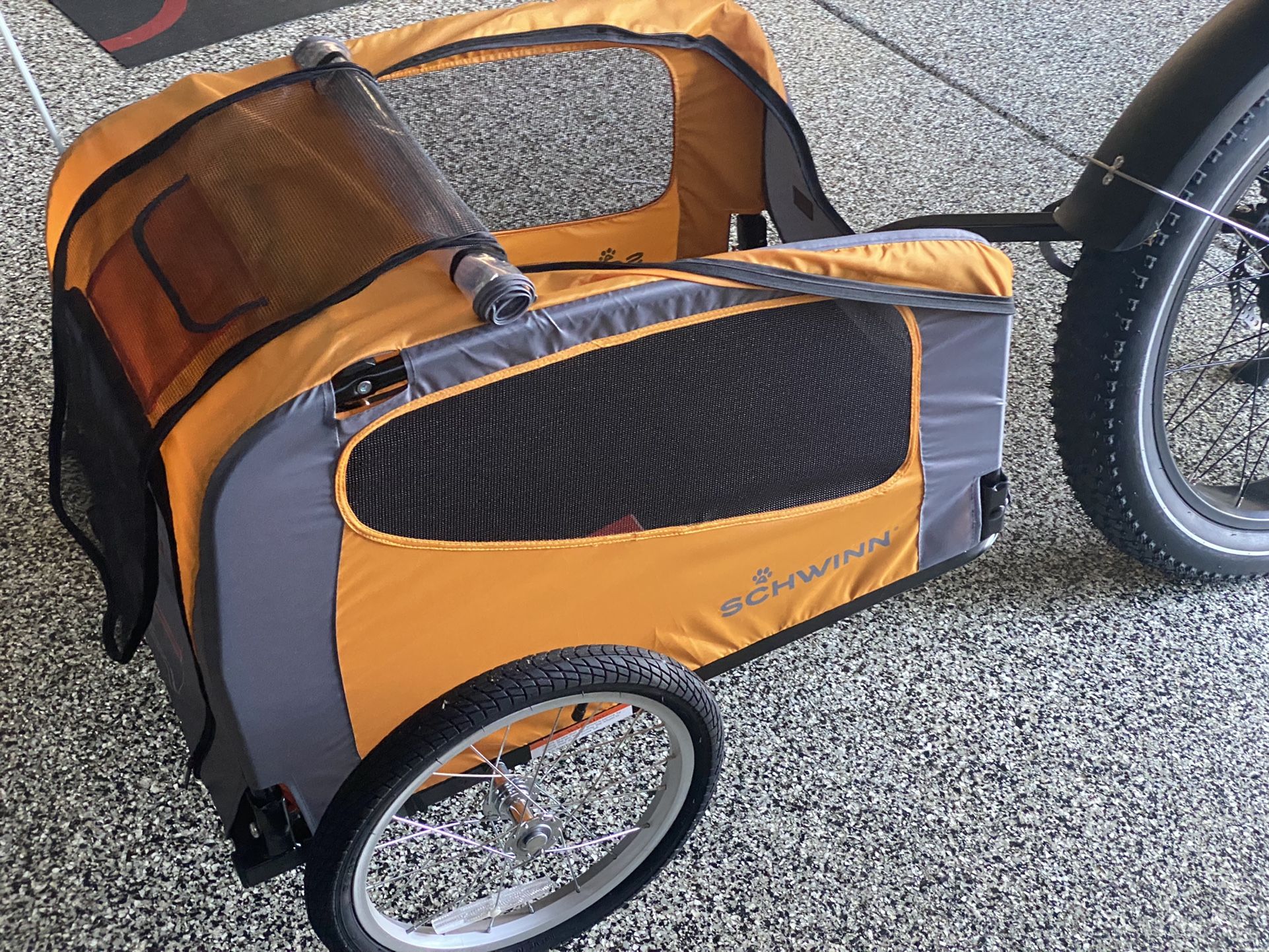 Schwinn Pet Bike Trailer