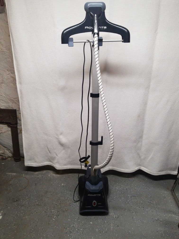 Rowenta Compact Valet Clothes Steamer Like New