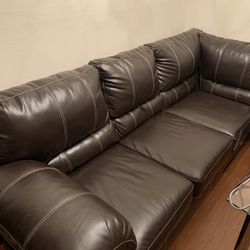 Leather Couch For In Milwaukee Wi, Leather Furniture Milwaukee