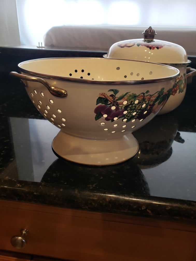Vitroceramic cookware set