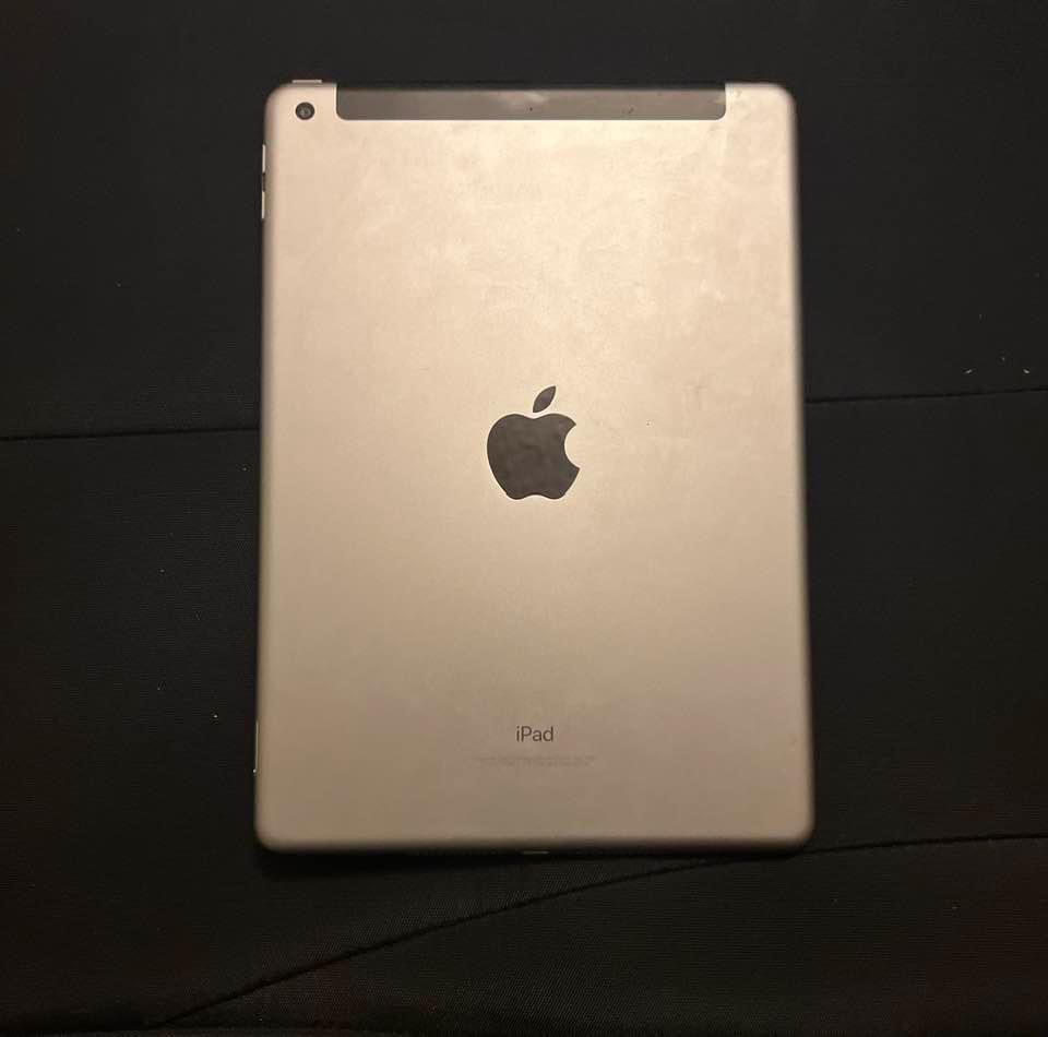 10 inch iPad for sale!!