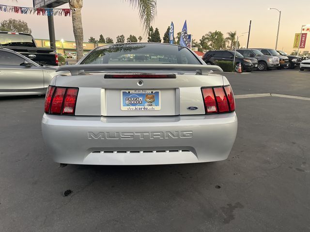 2002 Ford Mustang