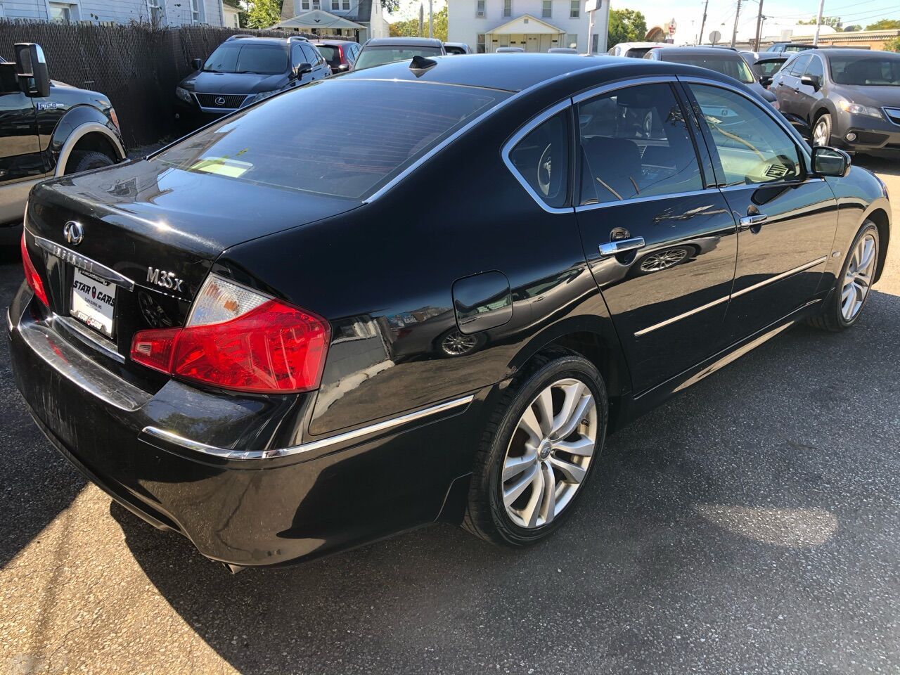 2010 Infiniti M35
