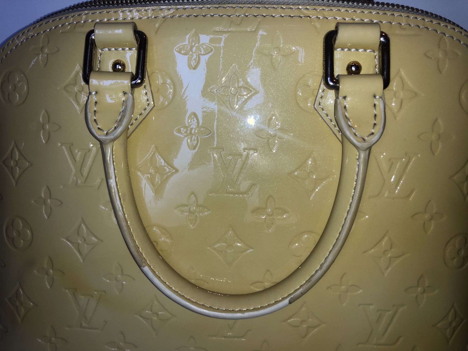 Authentic LOUIS VUITTON Alma Bag