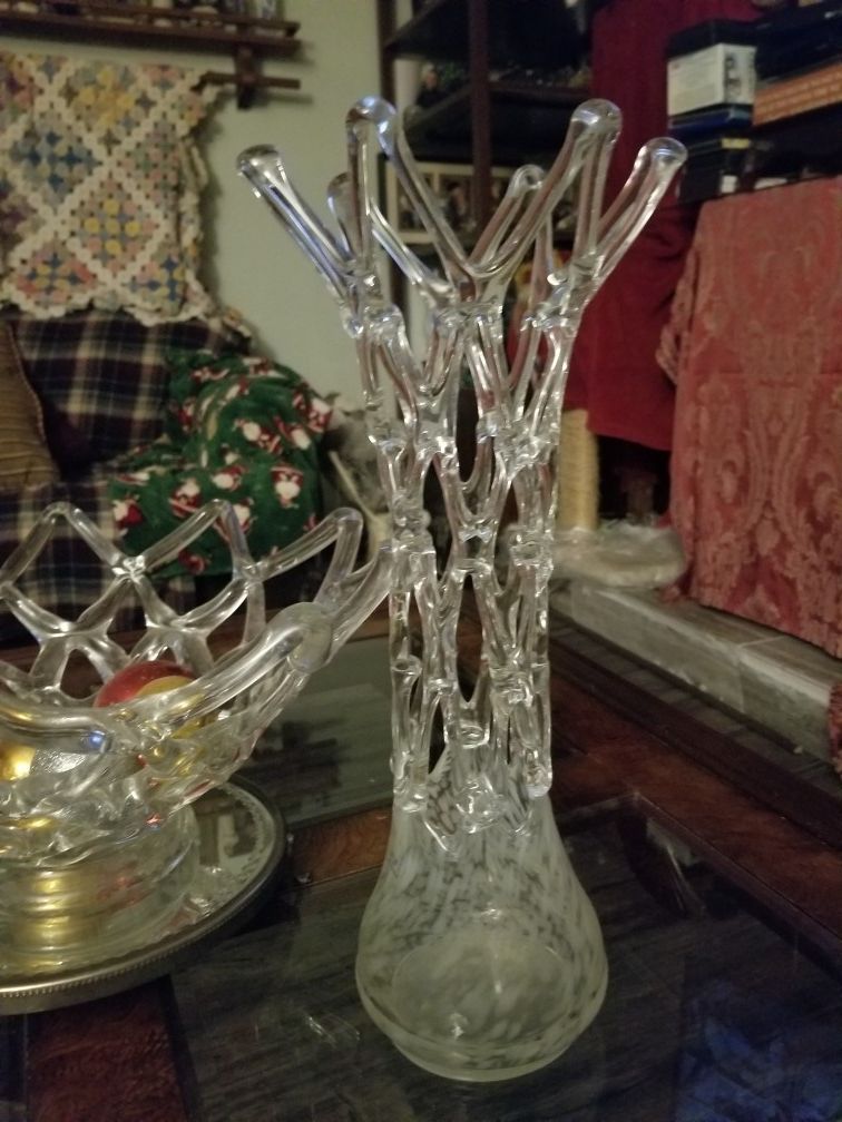 17" tall Romanian Icicle vase