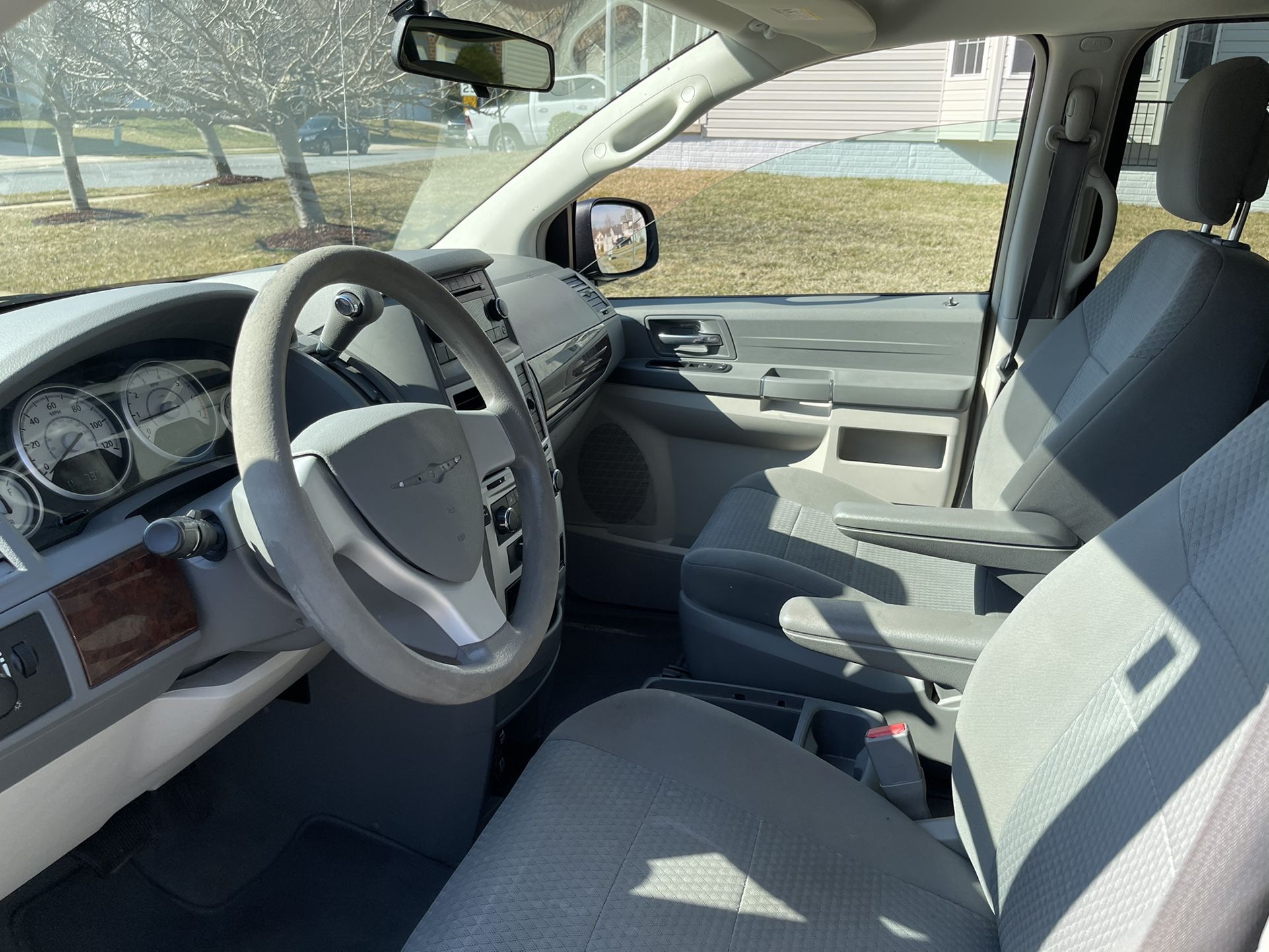 2010 Chrysler Town & Country