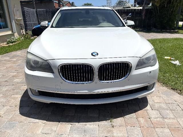 2011 BMW 7-Series