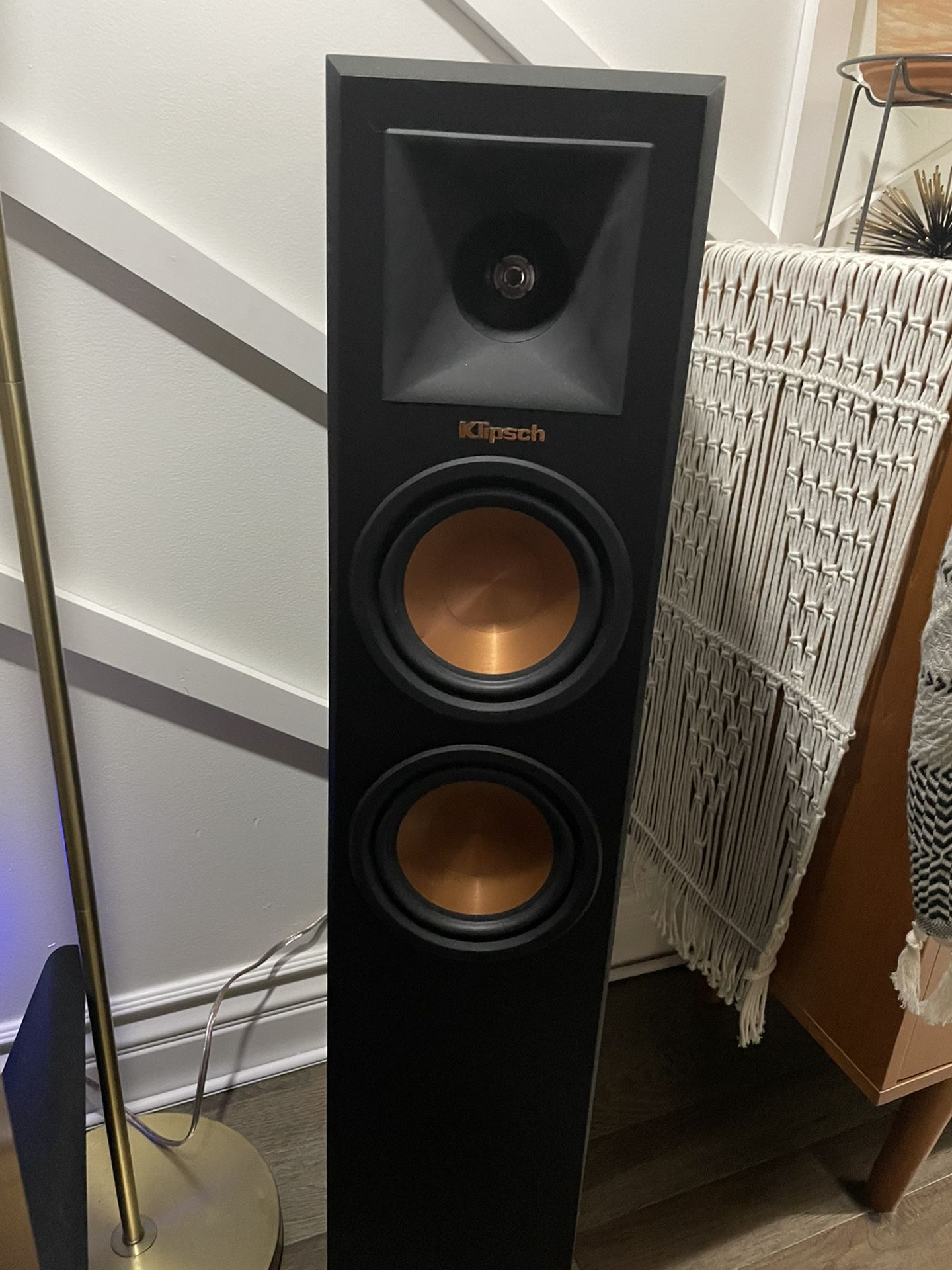 Klipsch RP-250F Floorstand Tower Speakers - Pair!