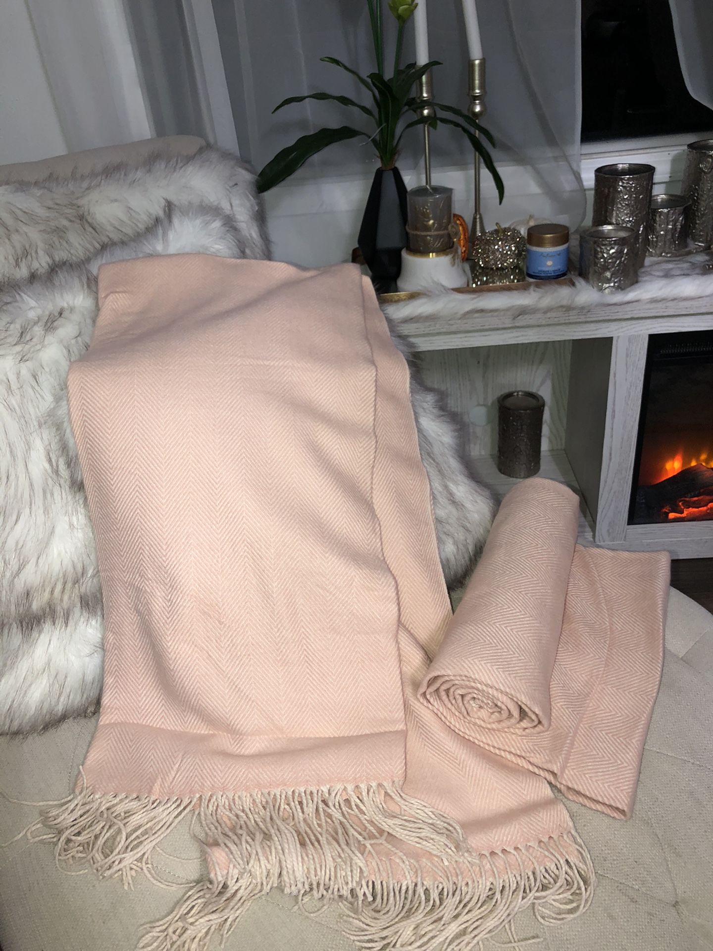 2 brand new throw blankets both for $40
