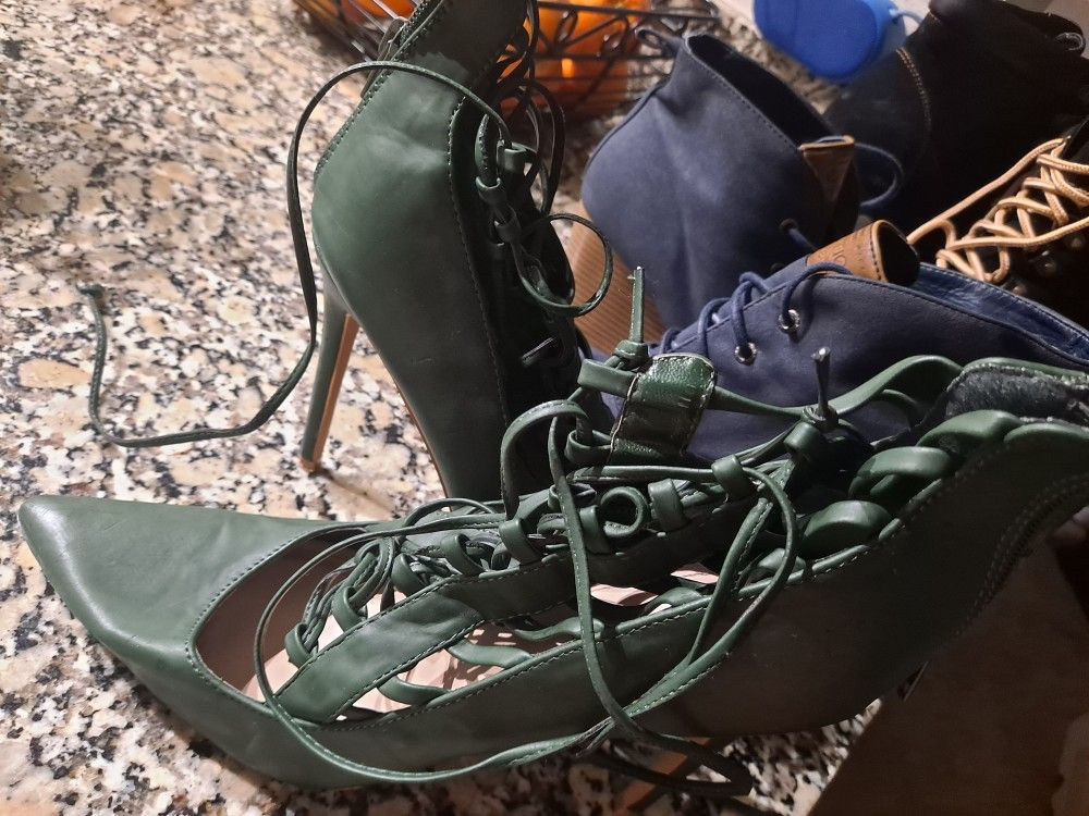 ***ALL SHOES MUST GO** BEST OFFERS WILL ACCEPT***Shoes Wedges HEELS And Boots Size 8-9