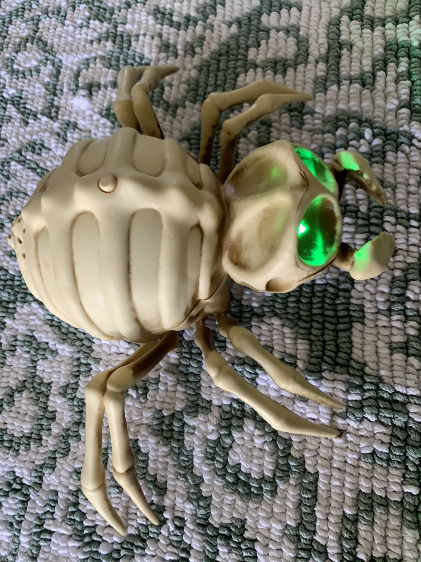 HALLOWEEN CREATURES SET OF 2 MOTION ACTIVATED .