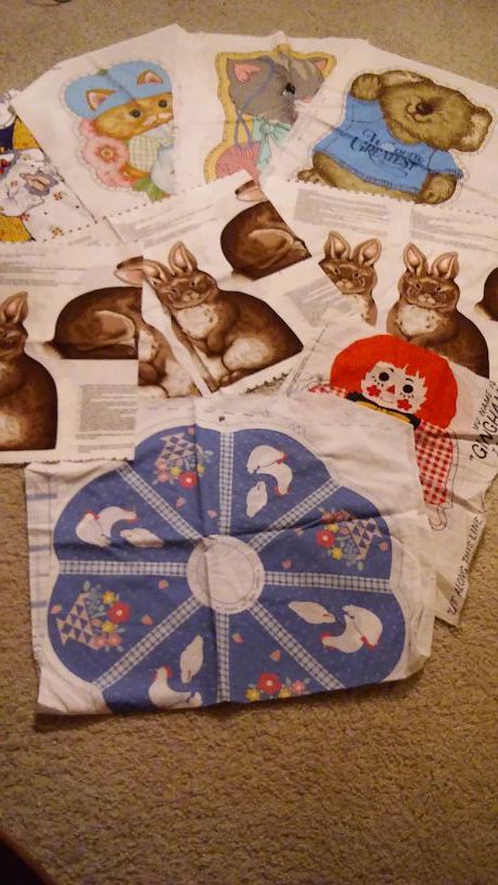 Bunny appliques, wreath and pillow fabric patterns